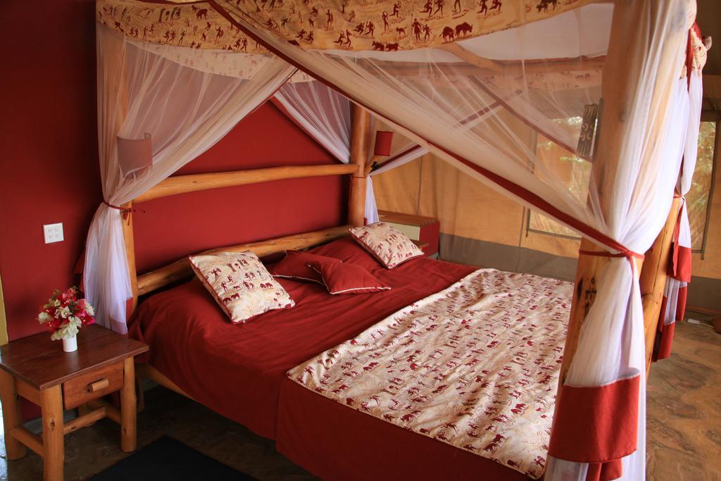 Manyatta Camp Hotel Voi Ruang foto